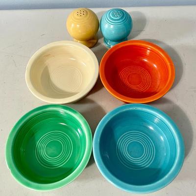 Vintage Fiestaware dishes