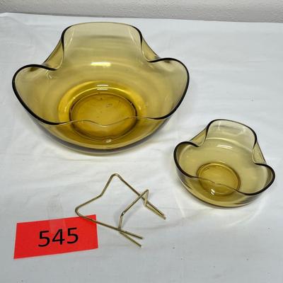 Lot 545 Amber Chip & Dip set