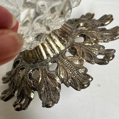 Lot 557 Crystal dishes