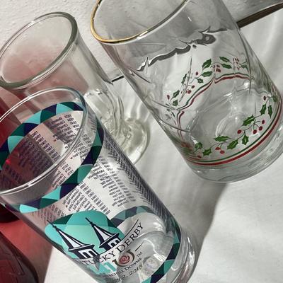 Lot 566 Tumblers