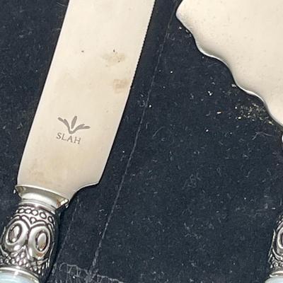Lot 567 Fancy serving utensils