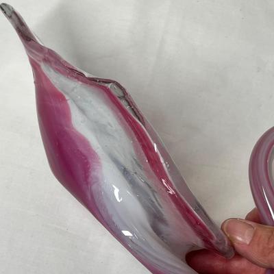 Lot 568 Slag glass swan