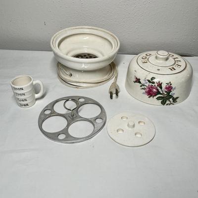 Lot 569 Egg coddler