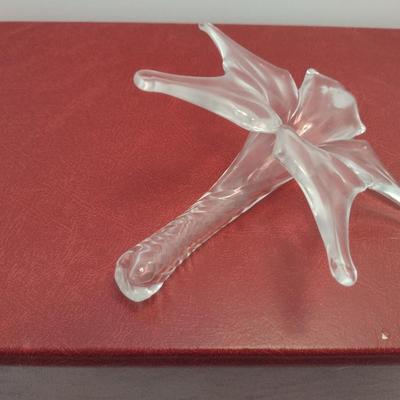 Vintage Robert L. Hamon Five Petal Flower Design Art Glass Bud Vase