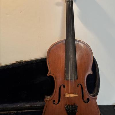 Vintage Violin in Wooden Case