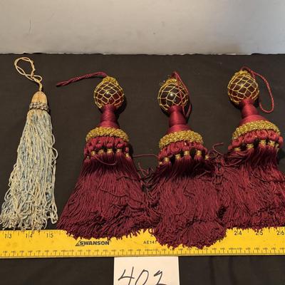 Vintage Tassle Tie Backs
