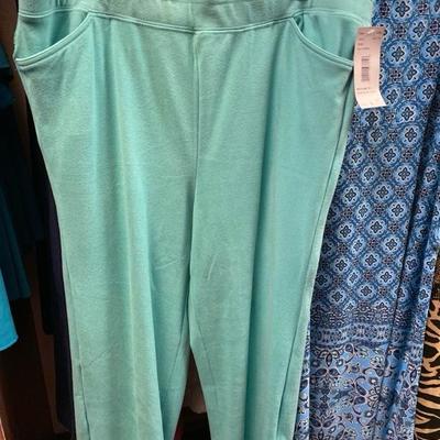 Clothing - Women's Boutique & Fashion Brands 30- 60 pieces size L- 2XL