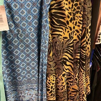 Clothing - Women's Boutique & Fashion Brands 30- 60 pieces size L- 2XL
