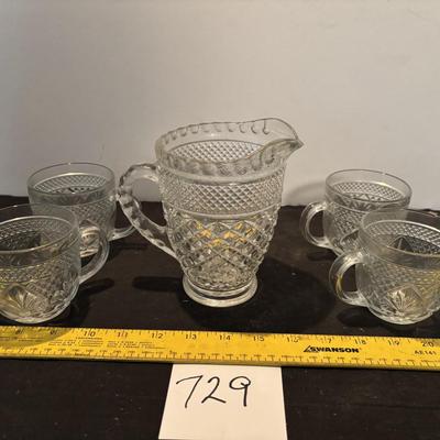 Pitcher w/ Glasses