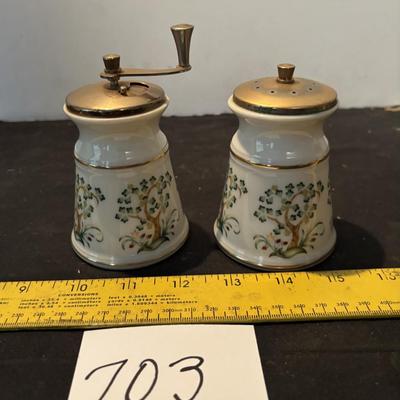 Lenox Salt and Pepper Set