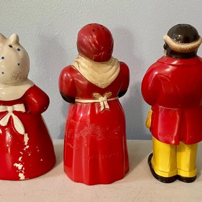 Vintage salt & pepper shakers + Duluth Imperial Mill Co. flour advertisement postcard