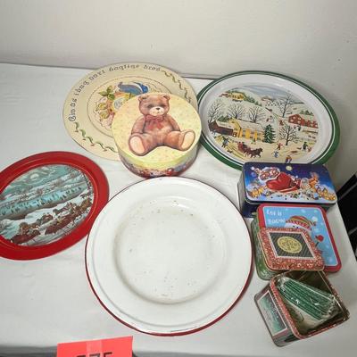 Lot 575 Trays