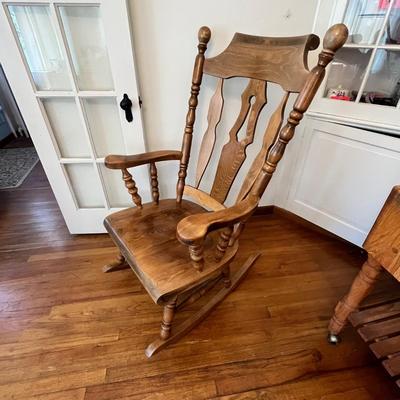 Lot 579 Maple Large rocking chair