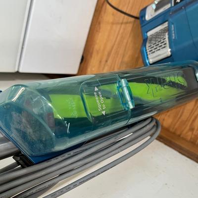 Lot 613 Shark vacuum