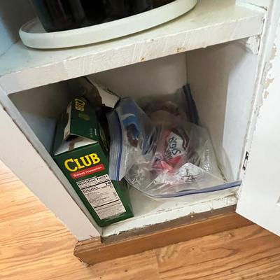 Lot 617 Groceries