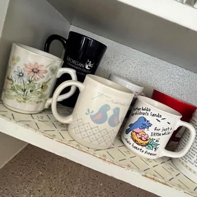 Lot 620 Mugs