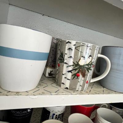 Lot 620 Mugs