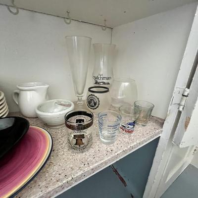 Lot 621 Kitchen stuff