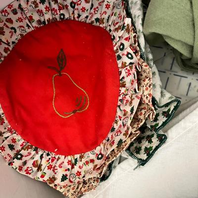 Lot 624 Linens