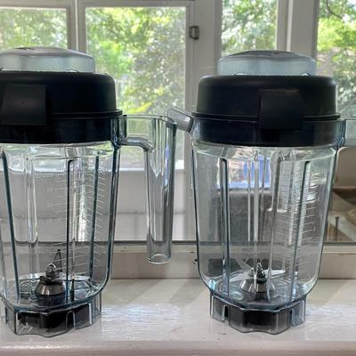 Pair of new Vitamix blender plastic replacement jars