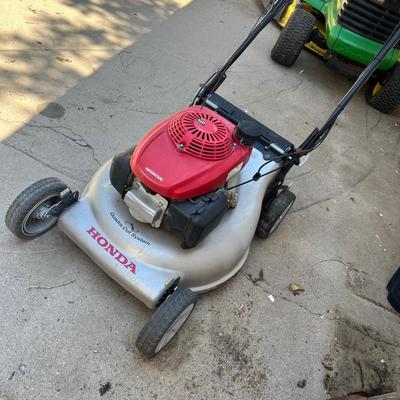 Lot 630 Honda Push mower