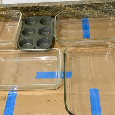 Mixed 13pc bake ware lot