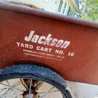 Lot 635 Garden cart w/ hose