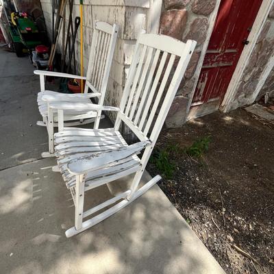 Lot 636 Wood rocking chairs
