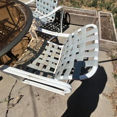 Lot 637 Patio set
