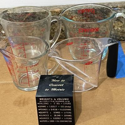 Pyrex & Fire King glass measuring cups + conversion cube
