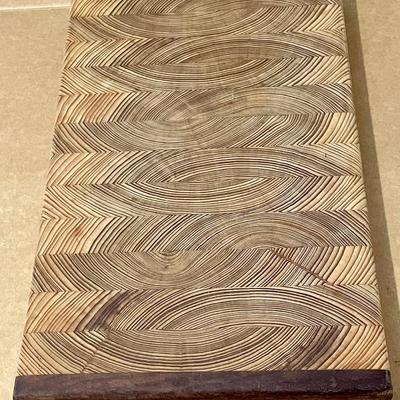 Mixed knife lot, wood cutting board & Ginsu knife block