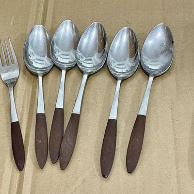 Epic Japan 9pc stainless flatware set