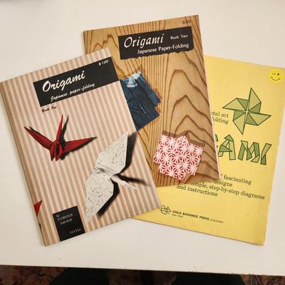 Sale Photo Thumbnail #613: This auction lot is for three Origami Instructional Books & Vintage Paper.  Paper folding taken to an art form.  Use these book to become a master at the art.  Where you gonna find 'em.
