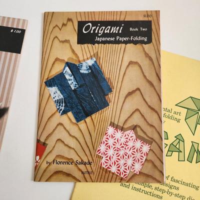 Sale Photo Thumbnail #615: This auction lot is for three Origami Instructional Books & Vintage Paper.  Paper folding taken to an art form.  Use these book to become a master at the art.  Where you gonna find 'em.