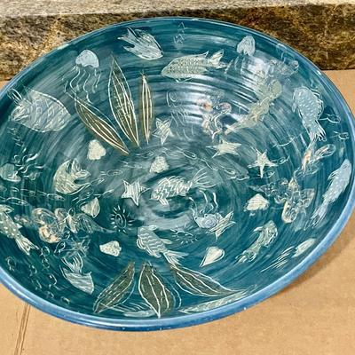 Mixed 3pc lot of hand-thrown fish-themed pottery