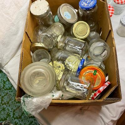 Lot 640 Jars