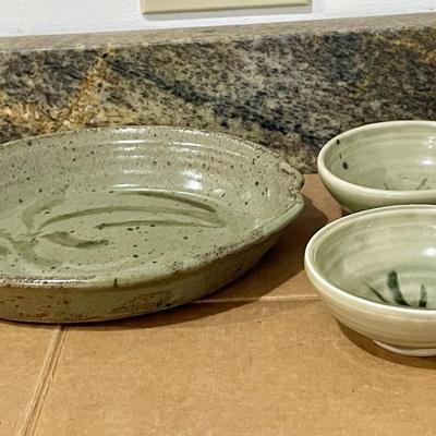 Mixed 4pc lot of hand-thrown pottery bowls