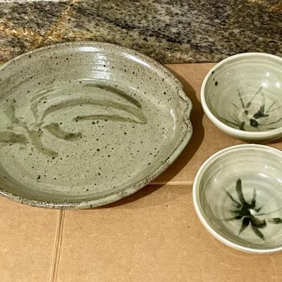 Mixed 4pc lot of hand-thrown pottery bowls