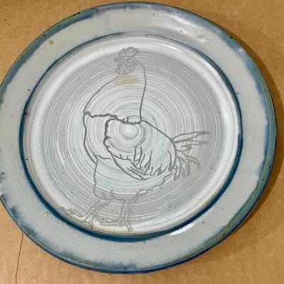 Mixed 5pc lot of hand-thrown pottery plates & bowls