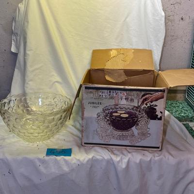 Lot 650 Punch bowl in box