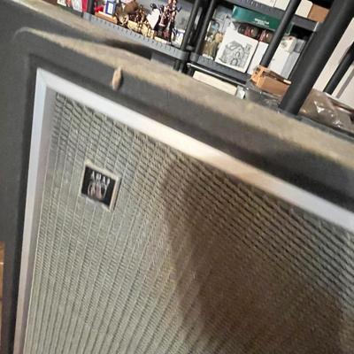 Lot 657 Vintage Akai Speekers