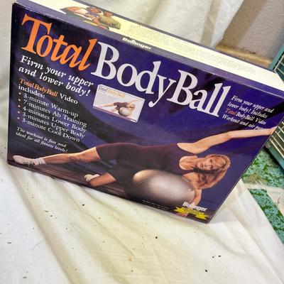 Lot 660 Work out supplies