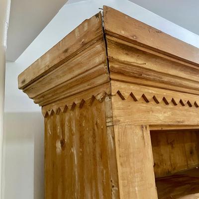 Antique 2pc Dutch farm hutch