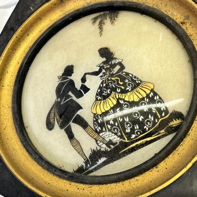 Lot 668 Collectors plates