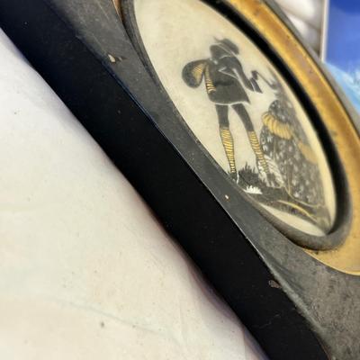 Lot 668 Collectors plates