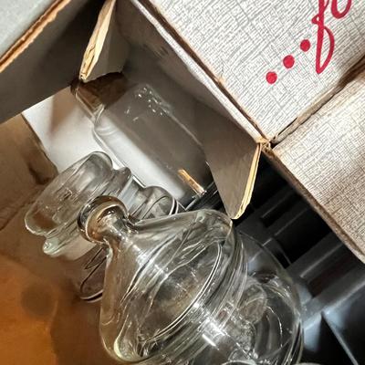 Lot 673 Misc crystal glassware