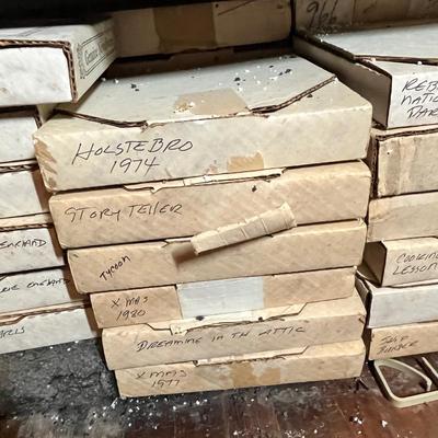 Lot 674 Lots of collectors plates