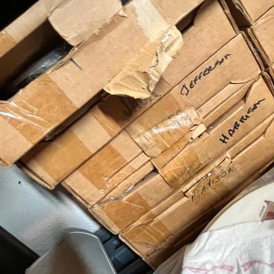 Lot 674 Lots of collectors plates