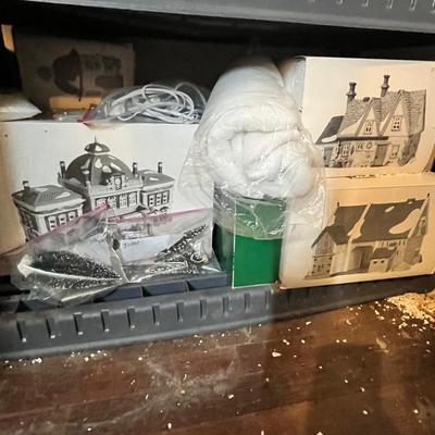 Lot 679 Christmas Village pieces