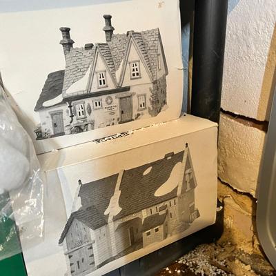 Lot 679 Christmas Village pieces